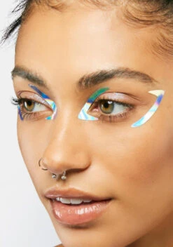 Eye Hugs Holographic Eye Decor