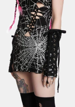 Taste That Venom Knit Gloves